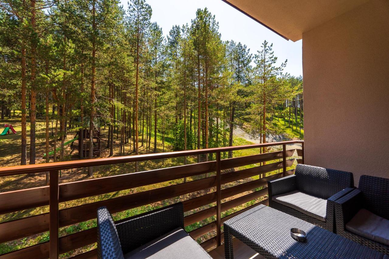 Vila Pekovic Green, Pine Trees View 2 Bedrooms Apartment Zlatibor Bagian luar foto