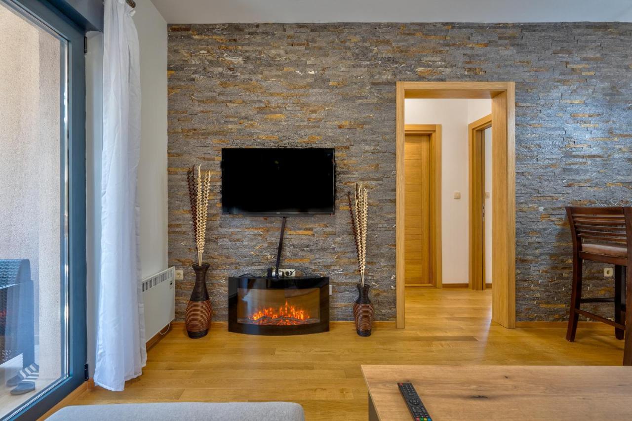 Vila Pekovic Green, Pine Trees View 2 Bedrooms Apartment Zlatibor Bagian luar foto
